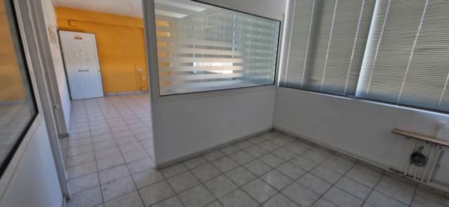 (For Rent) Commercial Office || Athens Center/Dafni - 63 Sq.m, 650€ 